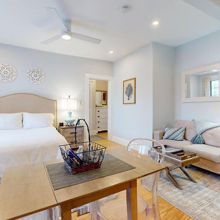 Apartamento Sunny,Cozy,Near Bc,Bu,Boston,Mbta Exterior foto
